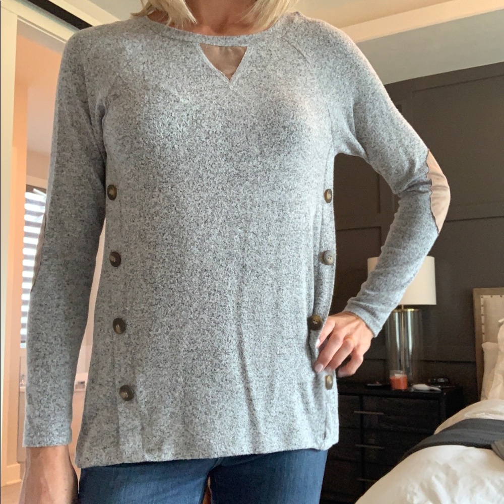 Heather Grey Top